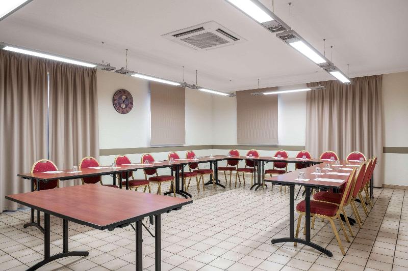 ホテル The Originals City, Hôtel Limoges Sud Feytiat