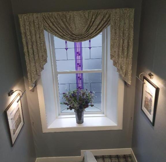 בית מלון כפרי The Royal An Lochan