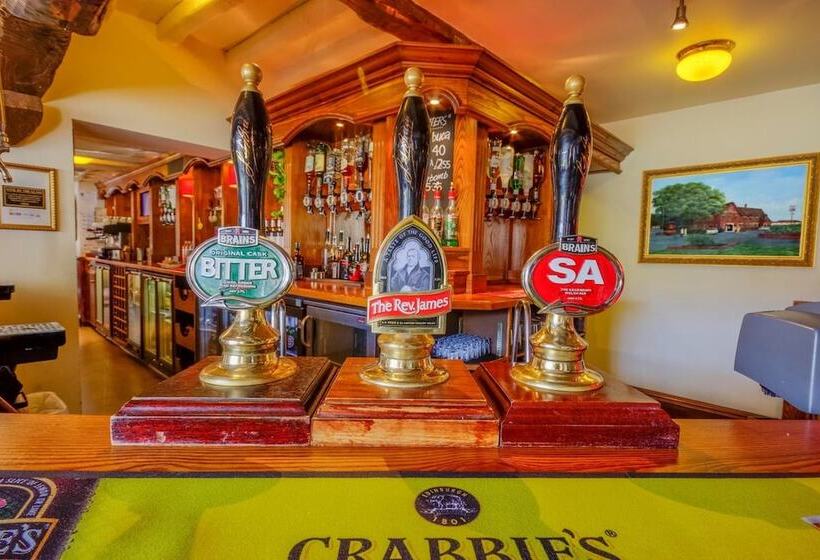 호텔 The Twelve Knights