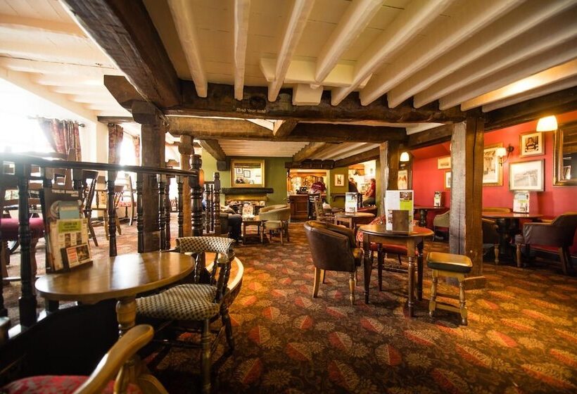 호텔 The Twelve Knights