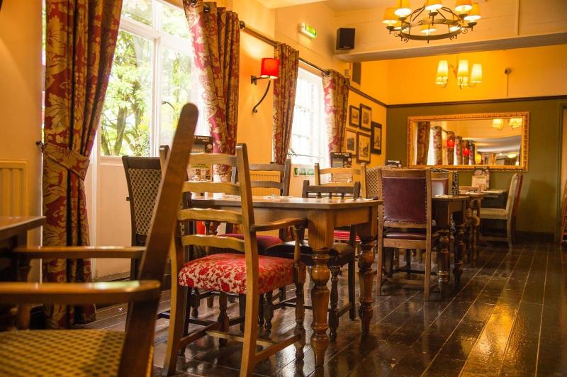 בית מלון כפרי The Twelve Knights