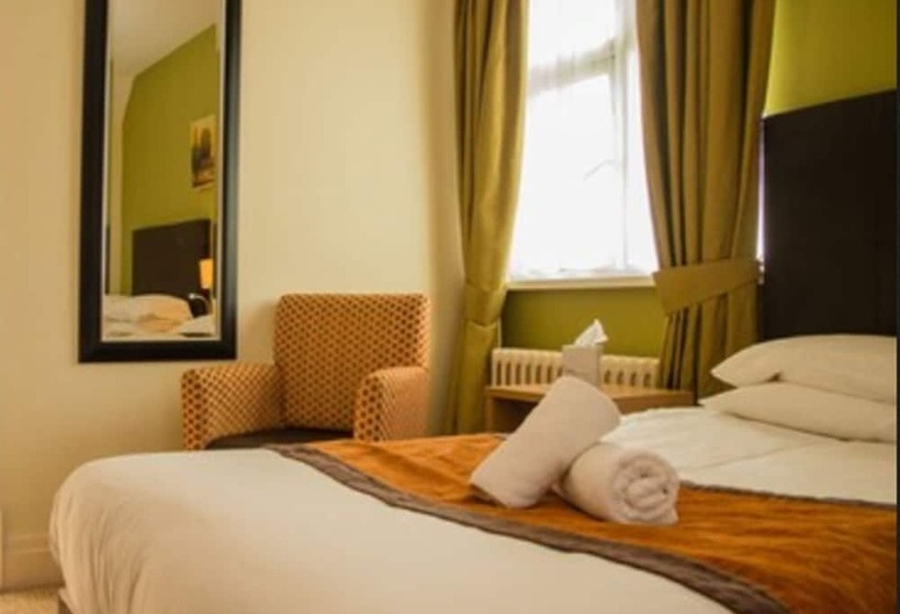 호텔 The Twelve Knights