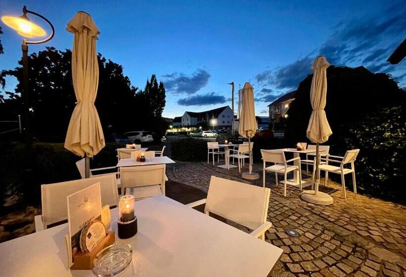 Thermenhotel Vier Jahreszeiten