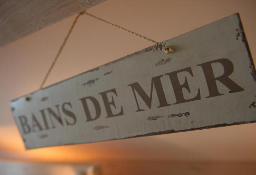 Отель Villa Trémail   La Plage Au Pied De Votre Chambre