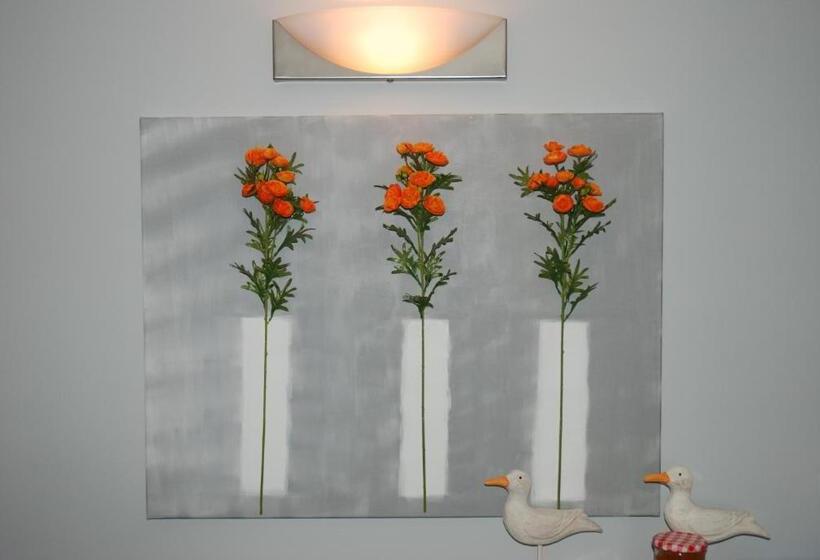 Отель Villa Trémail   La Plage Au Pied De Votre Chambre