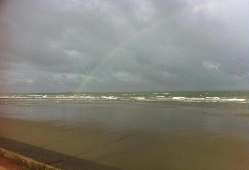 Отель Villa Trémail   La Plage Au Pied De Votre Chambre