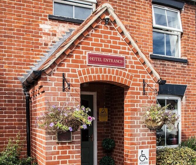 فندق Wayford Bridge Inn