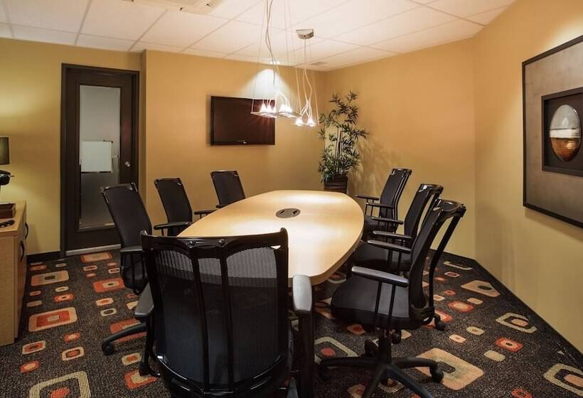 Отель Zum Auberge D été Résidences De L Université De Montréal