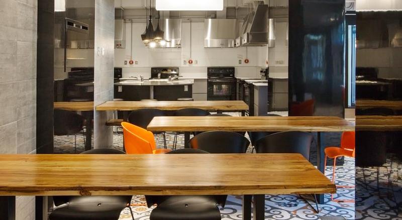 Отель Zum Auberge D été Résidences De L Université De Montréal