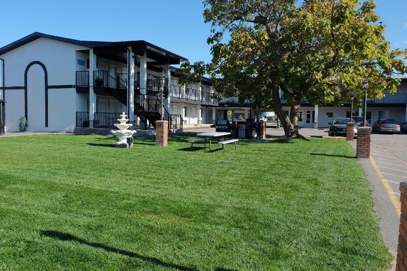 汽车旅馆  Oasis Inn