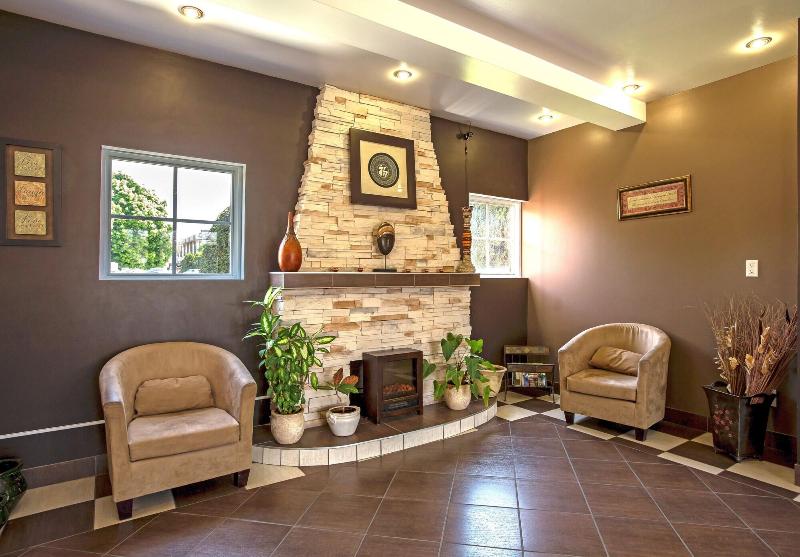 汽车旅馆  Oasis Inn