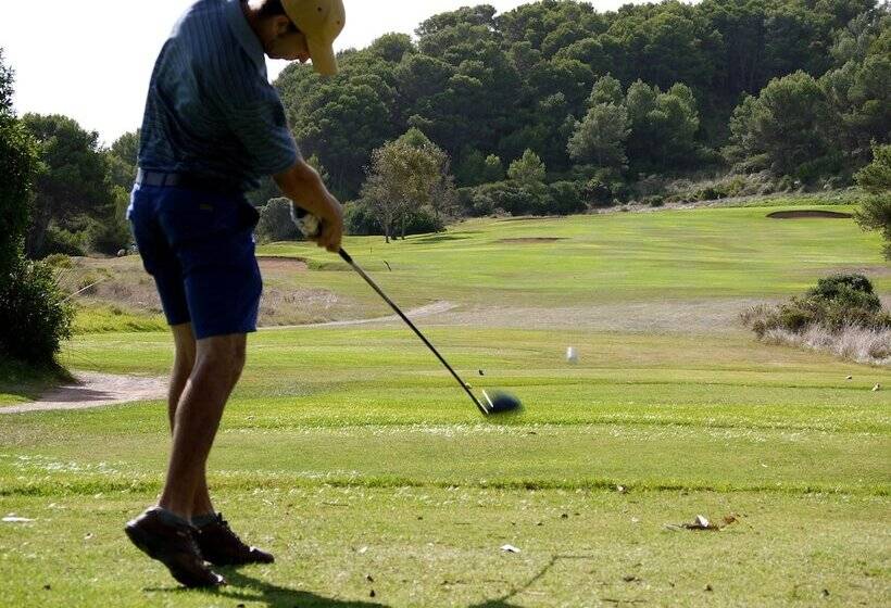 Playa Parc Apartments