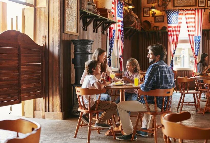 Portaventura Hotel Gold River