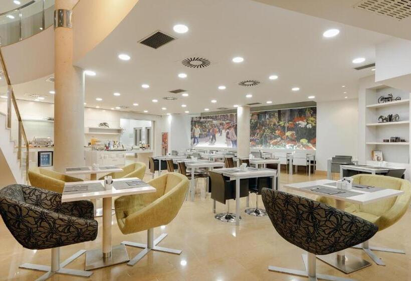 ホテル Catalonia La Boquería