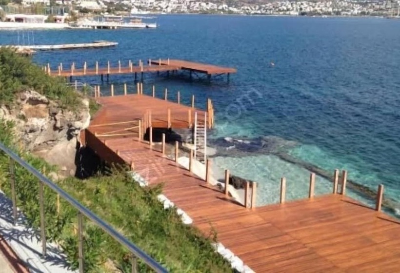 منتجع Aura Residence