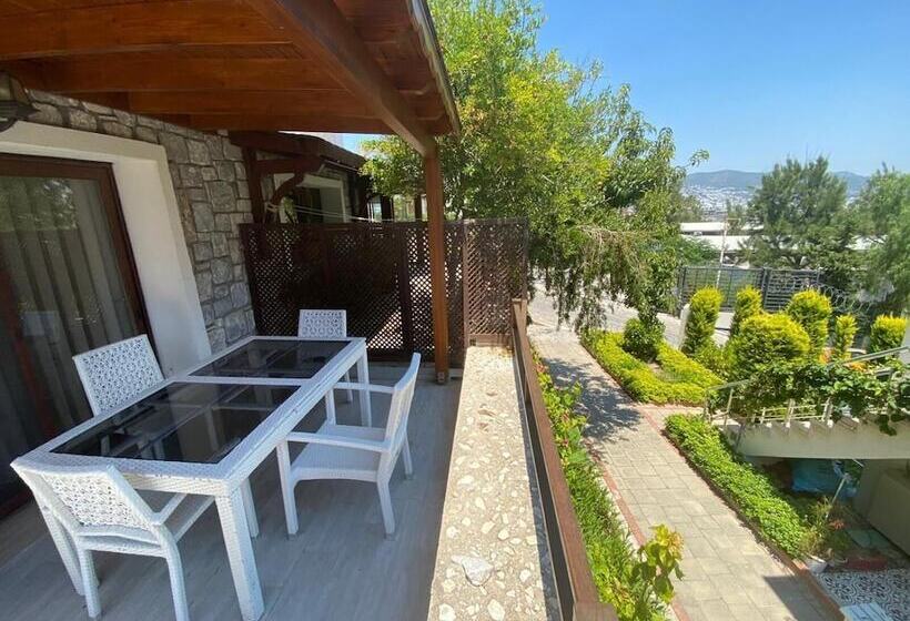 منتجع Aura Residence