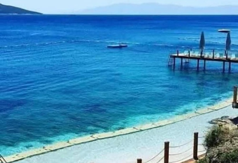 منتجع Aura Residence