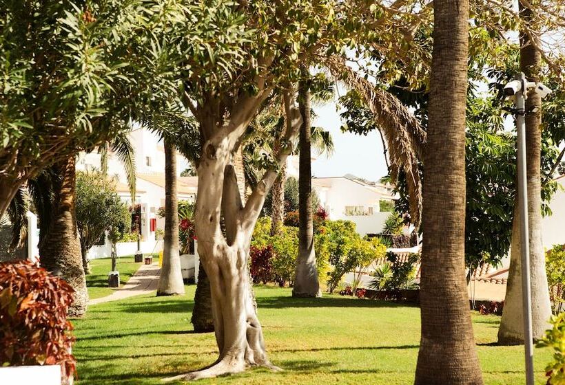 Wyndham Residences Golf Del Sur