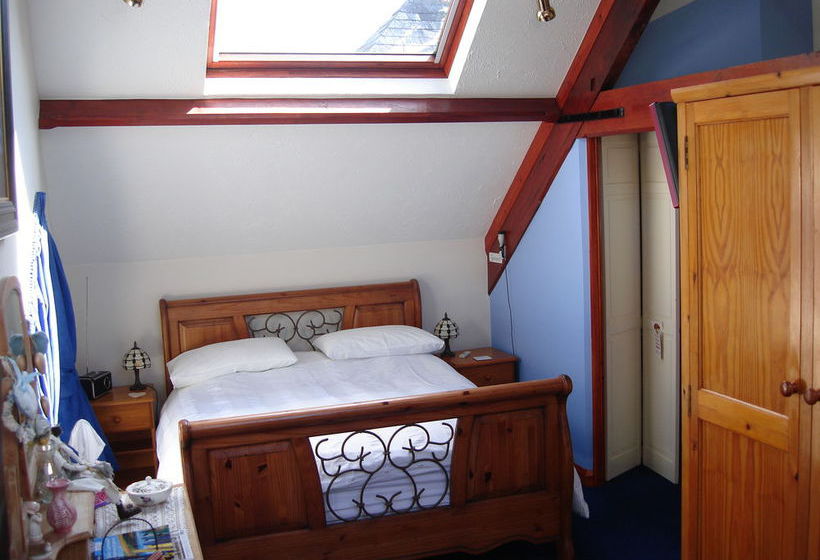 The Old School House