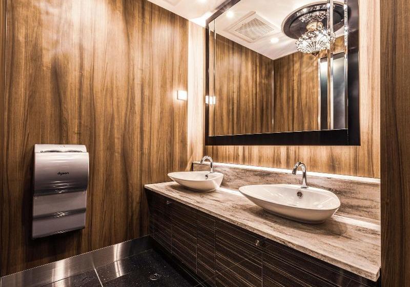 Apa Hotel Shin Osaka Ekimae