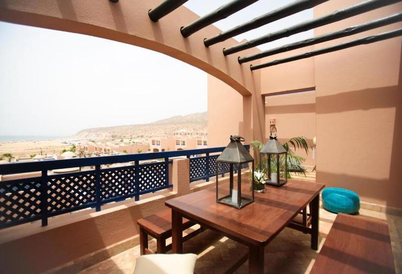 Apparthotel Eden Beach