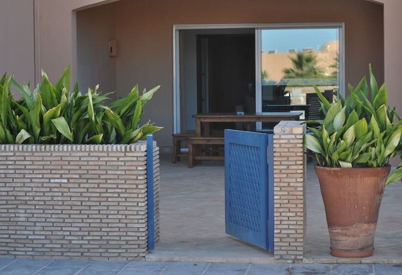 Apparthotel Eden Beach