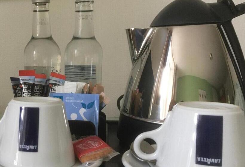 住宿加早餐  The Halfway House Pub And Kitchen