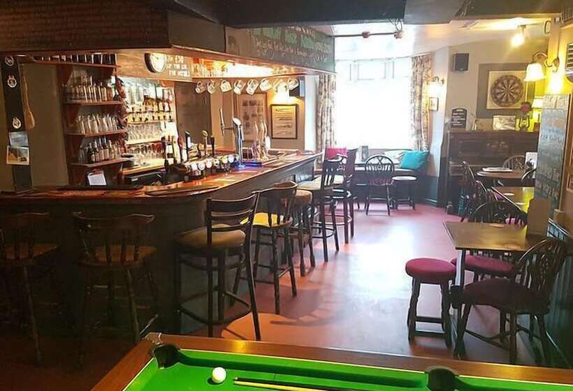 住宿加早餐  The Halfway House Pub And Kitchen