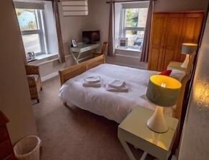 住宿加早餐  The Halfway House Pub And Kitchen