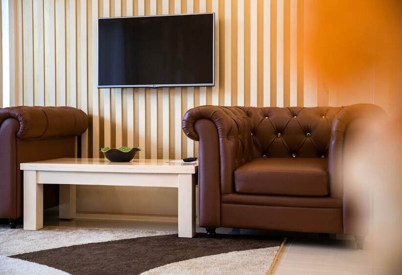 Gold Coast Hotel Resort & Spa