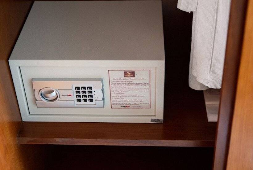 Gold Coast Hotel Resort & Spa