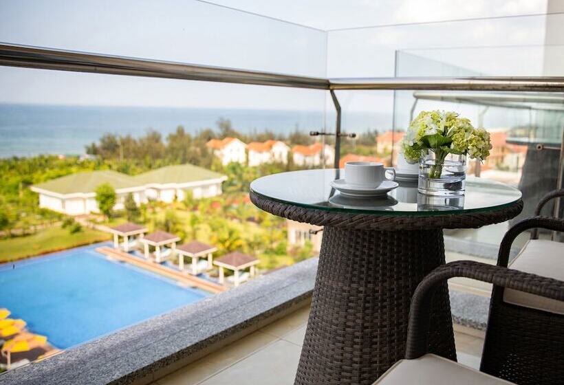 Gold Coast Hotel Resort & Spa