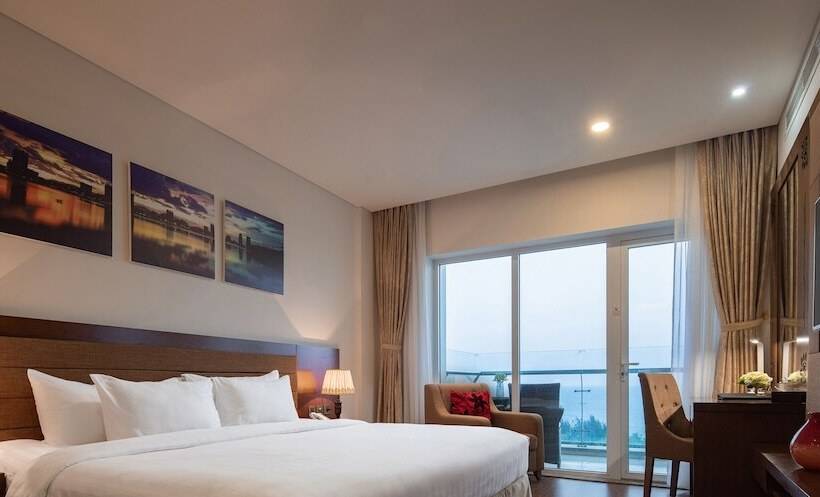 Gold Coast Hotel Resort & Spa