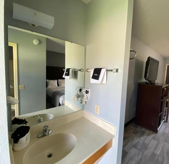 فندق Ayas Blossoms Inn