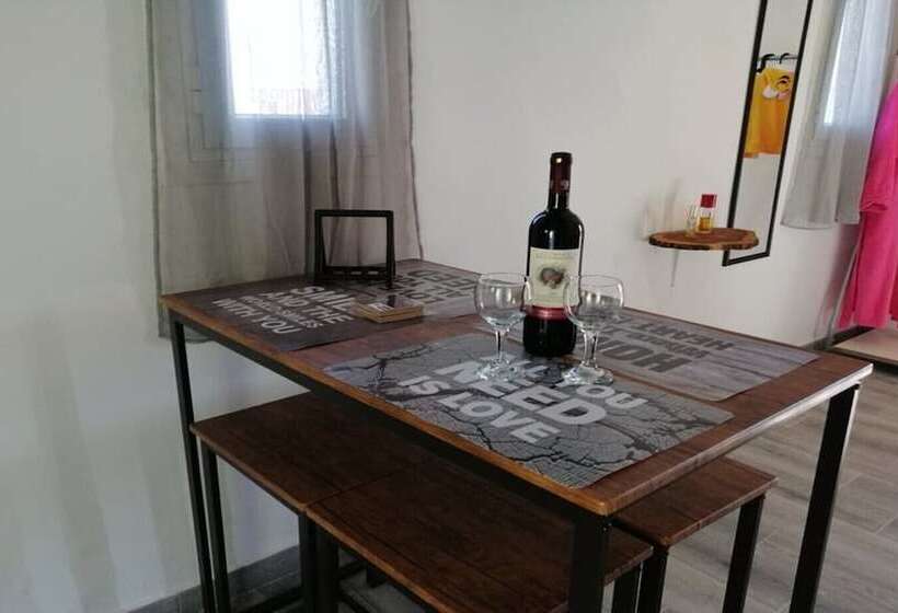 호텔 Eugenia Studios