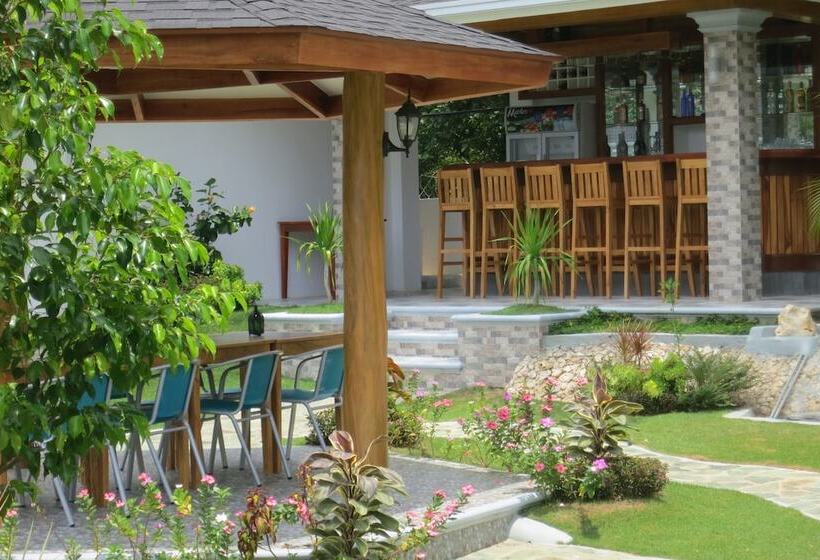 هتل Garden Bungalows Resort