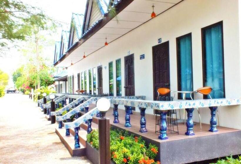 בית מלון כפרי Haadson Resort