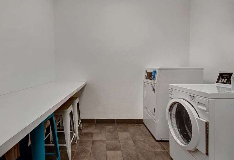 هتل Hampton Inn Queen Creek