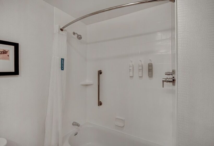 هتل Hampton Inn Queen Creek