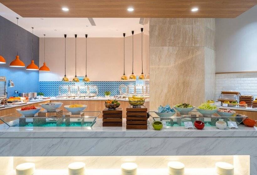 هتل Holiday Inn Express Nanning Jiangnan, An Ihg