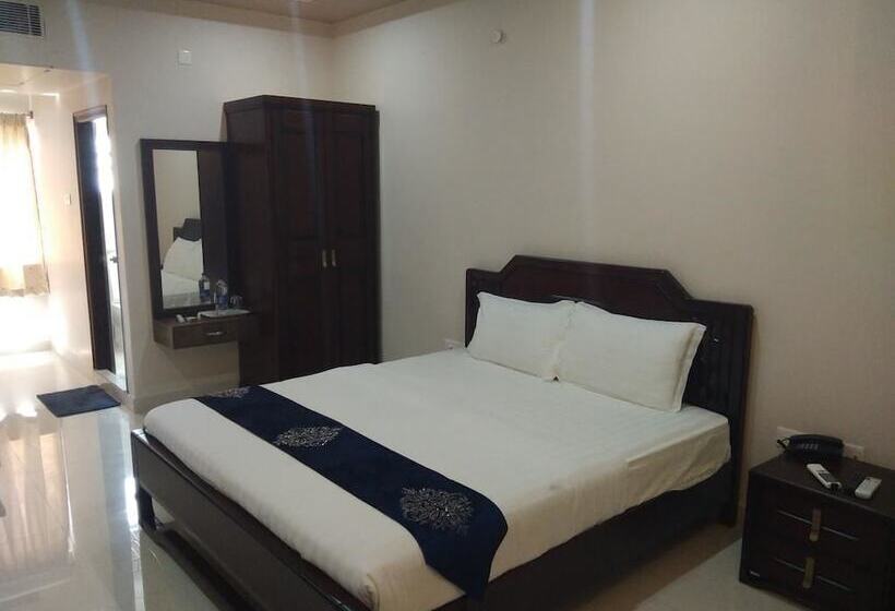 בית מלון כפרי J  N R Grand