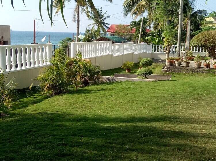 בית מלון כפרי Kiwi's Hidden Resort