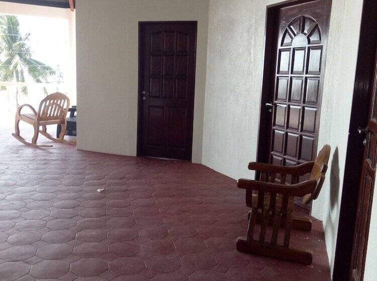 בית מלון כפרי Kiwi's Hidden Resort