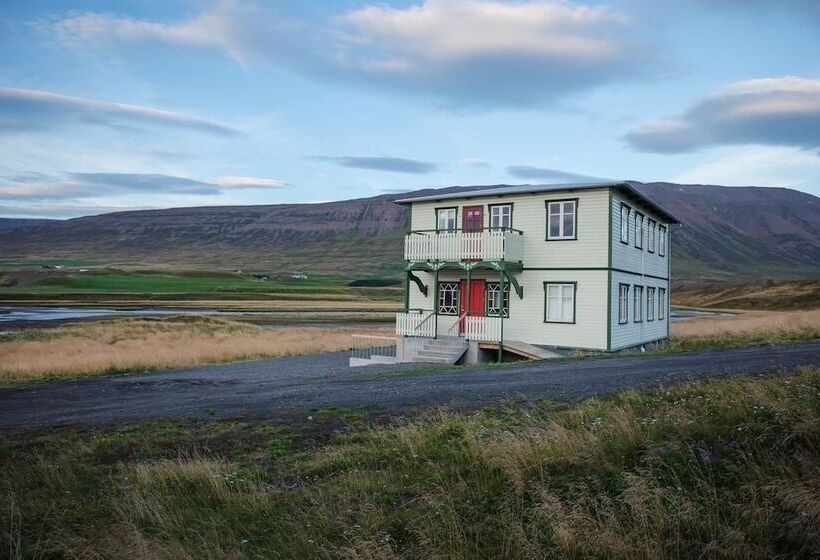 هتل Kolkuós Guesthouse