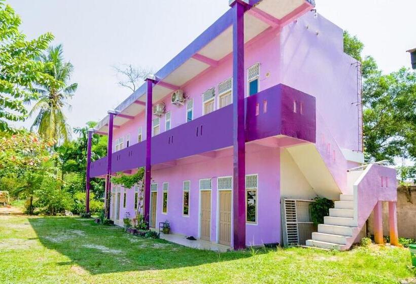 فندق Nabeza House By Oyo Rooms