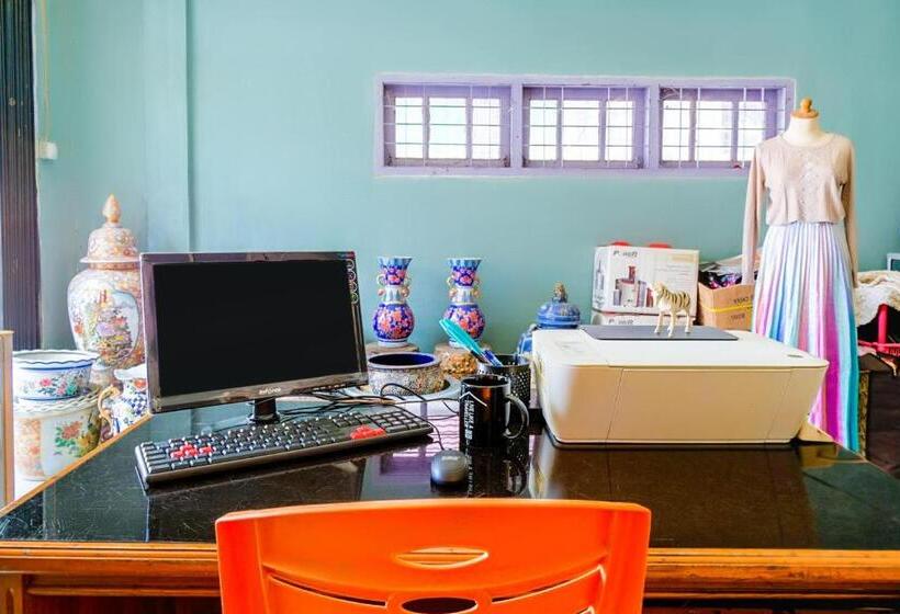 فندق Nabeza House By Oyo Rooms