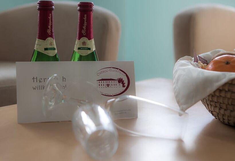 בית מלון כפרי Ostsee Gutshaus