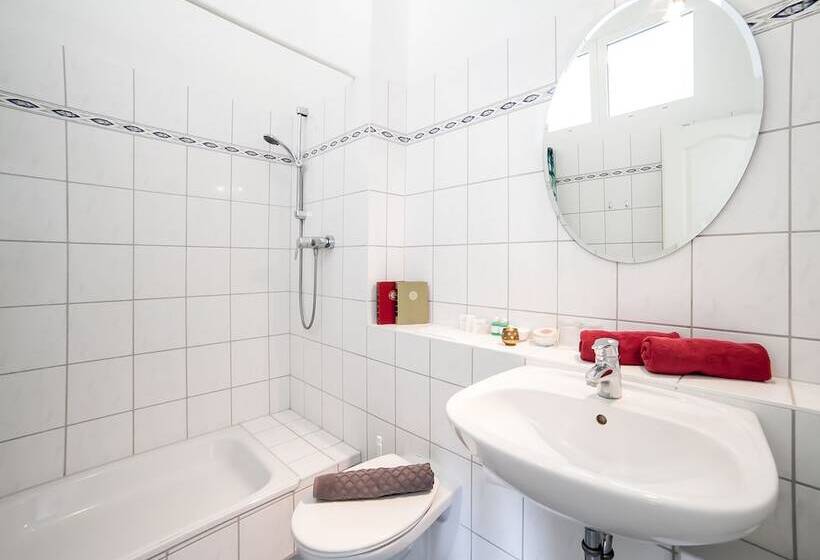 בית מלון כפרי Ostsee Gutshaus