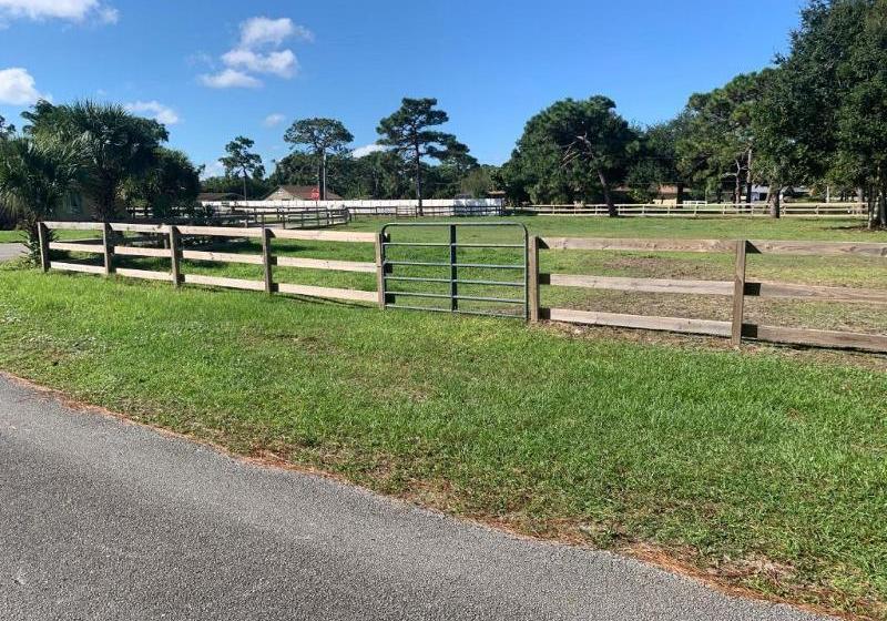 فندق Oyo Family Ranch At Melbourne Fl