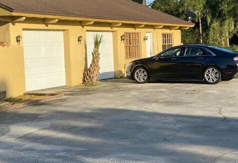فندق Oyo Family Ranch At Melbourne Fl
